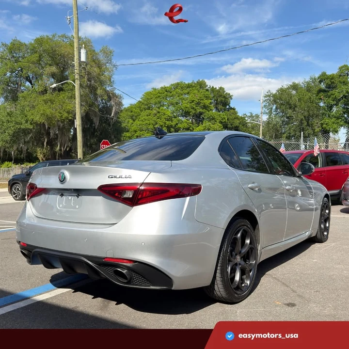 2018 Alfa Romeo Giulia - Image 4 of 18