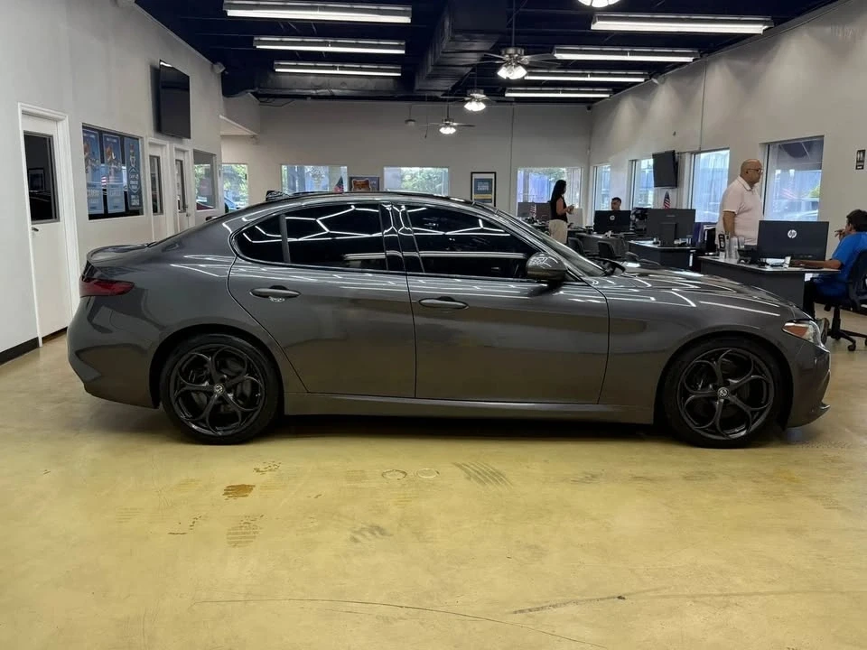 2018 Alfa Romeo Giulia - Image 2 of 16