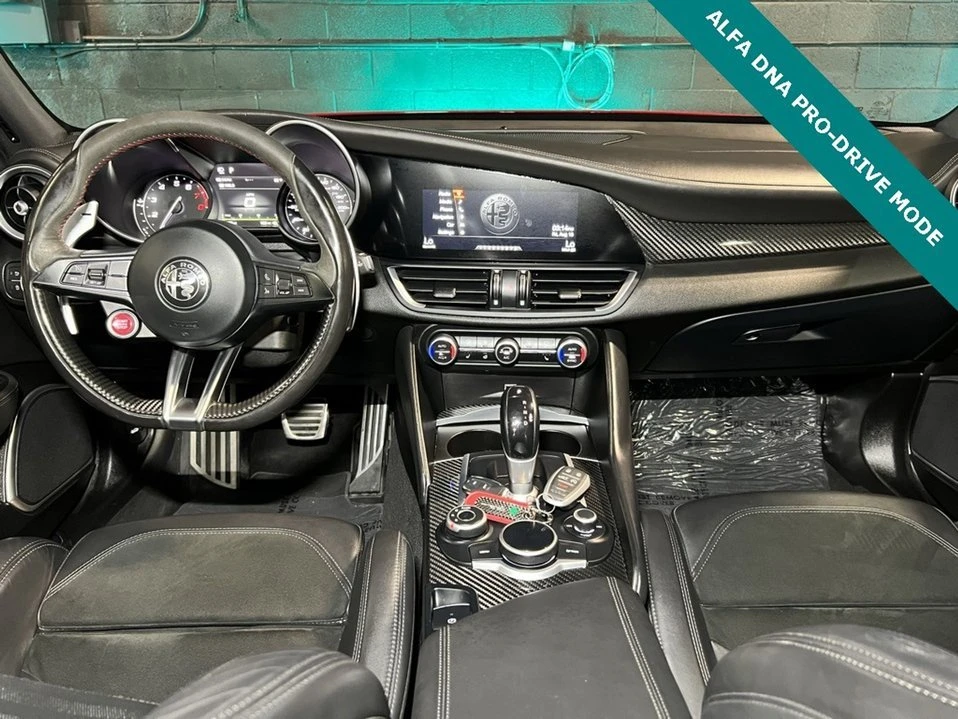 2018 Alfa Romeo Giulia - Image 2 of 20