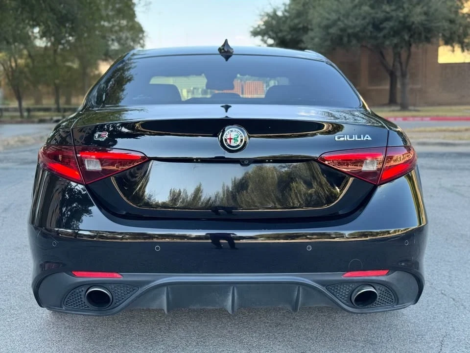 2018 Alfa Romeo Giulia - Image 6 of 20