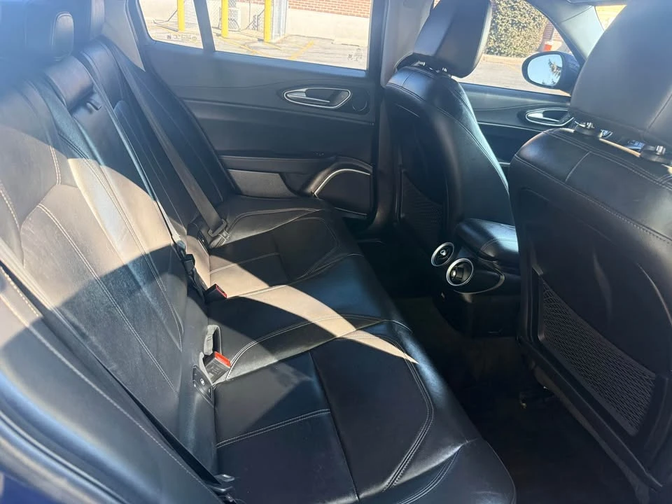2018 Alfa Romeo Giulia - Image 9 of 11