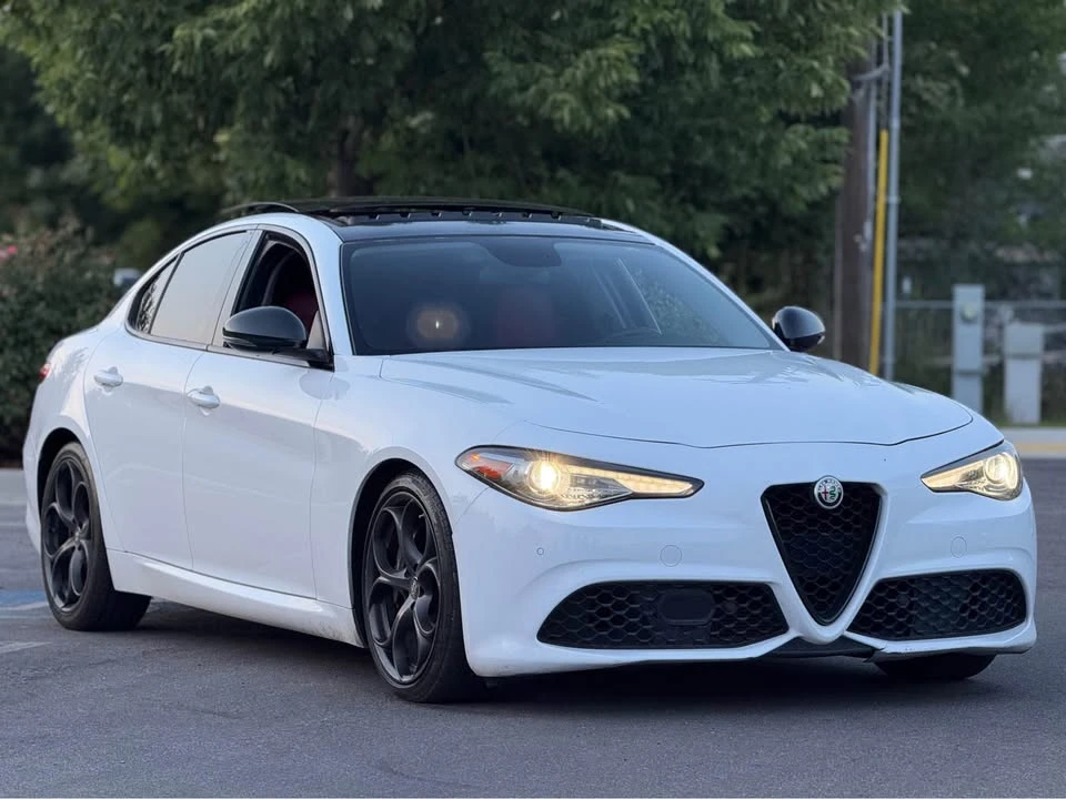 2018 Alfa Romeo Giulia - Image 3 of 16