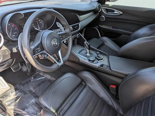 2018 Alfa Romeo Giulia - Image 4 of 7