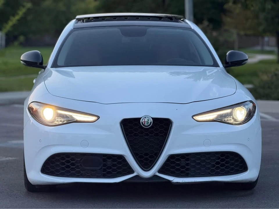 2018 Alfa Romeo Giulia - Image 2 of 16