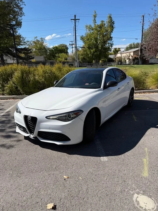 2018 Alfa Romeo Giulia - Image 2 of 14