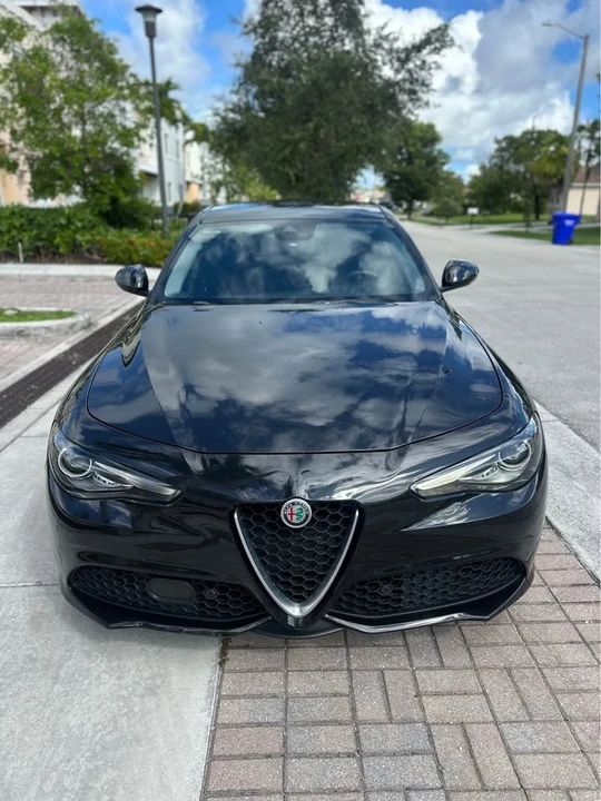 2018 Alfa Romeo Giulia - Image 3 of 13