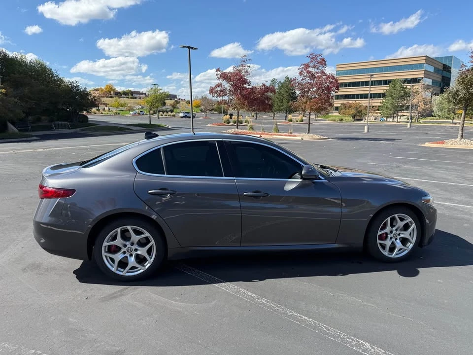 2018 Alfa Romeo Giulia - Image 6 of 20