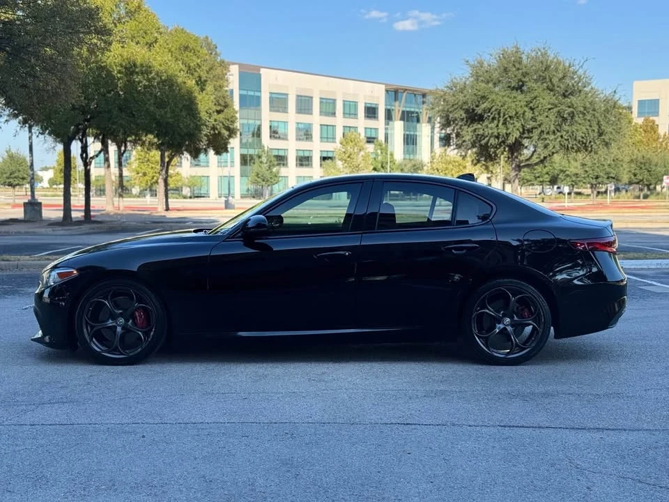 2018 Alfa Romeo Giulia - Image 4 of 20