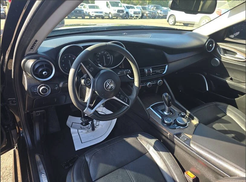 2018 Alfa Romeo Giulia - Image 3 of 4
