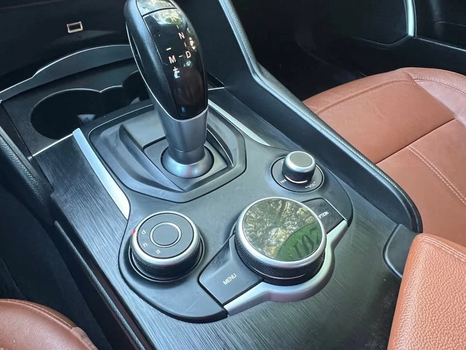 2018 Alfa Romeo Giulia - Image 20 of 20