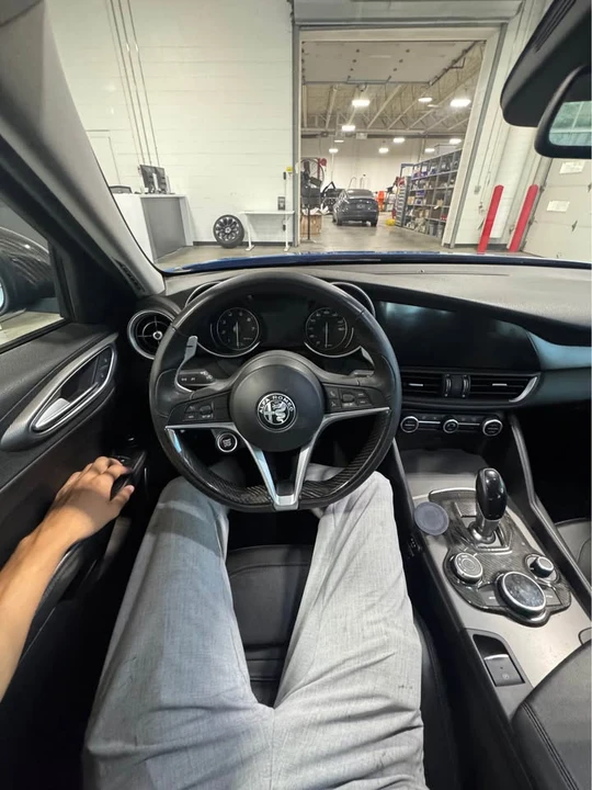 2018 Alfa Romeo Giulia - Image 7 of 8