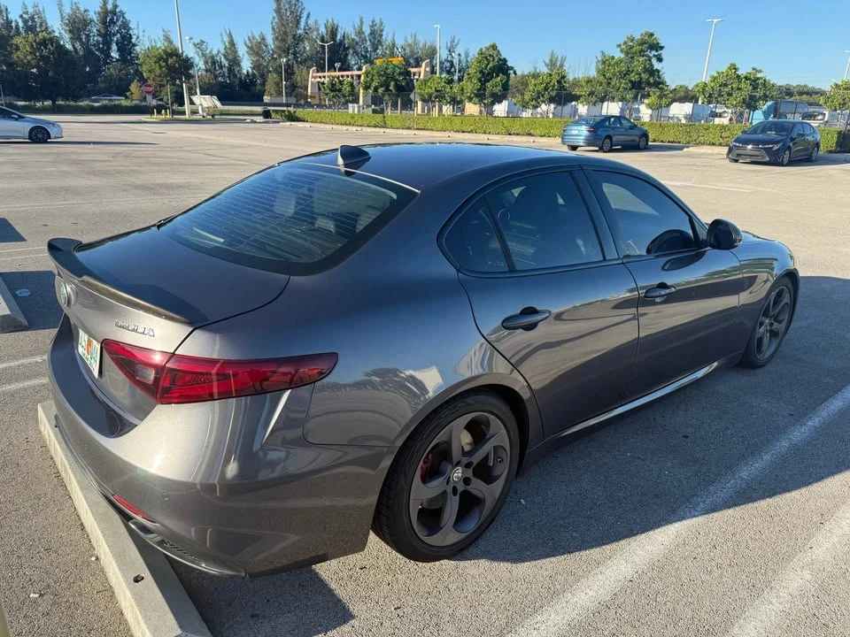 2018 Alfa Romeo Giulia - Image 3 of 8