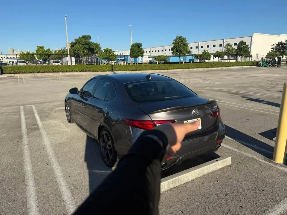 2018 Alfa Romeo Giulia - Image 4 of 8