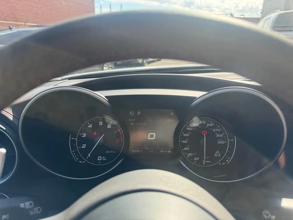 2018 Alfa Romeo Giulia - Image 14 of 14