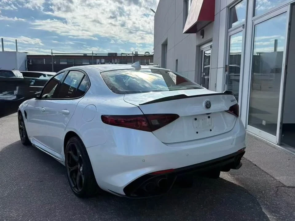 2018 Alfa Romeo Giulia - Image 4 of 12