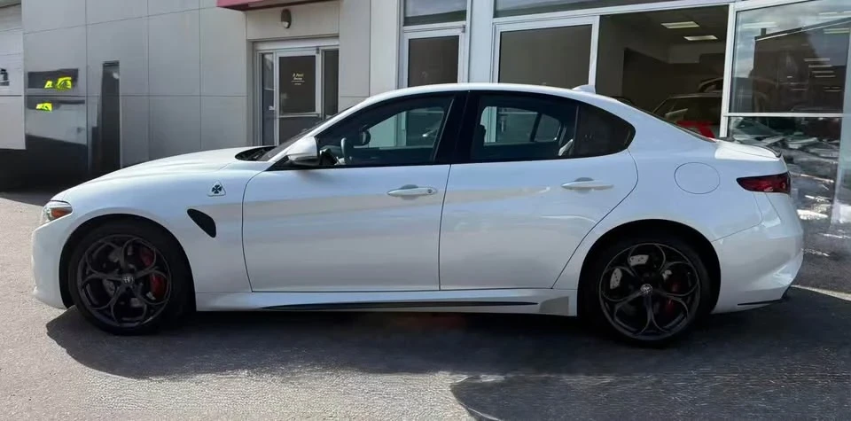 2018 Alfa Romeo Giulia - Image 2 of 12