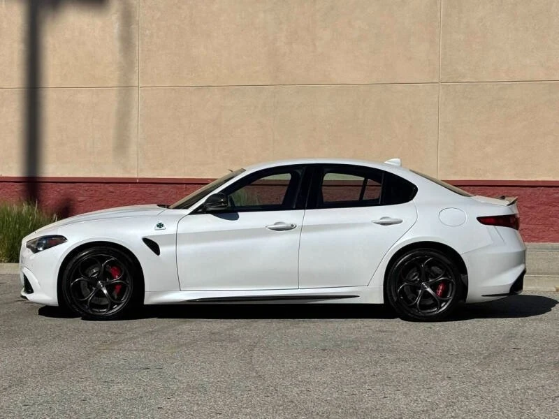 2018 Alfa Romeo Giulia - Image 3 of 19