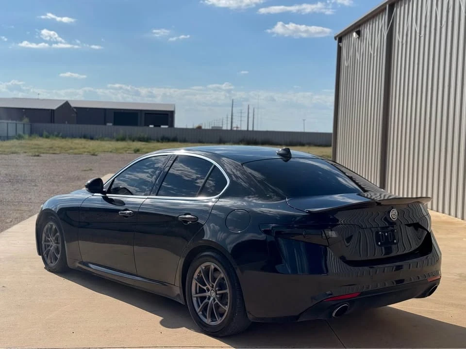 2018 Alfa Romeo Giulia - Image 4 of 15