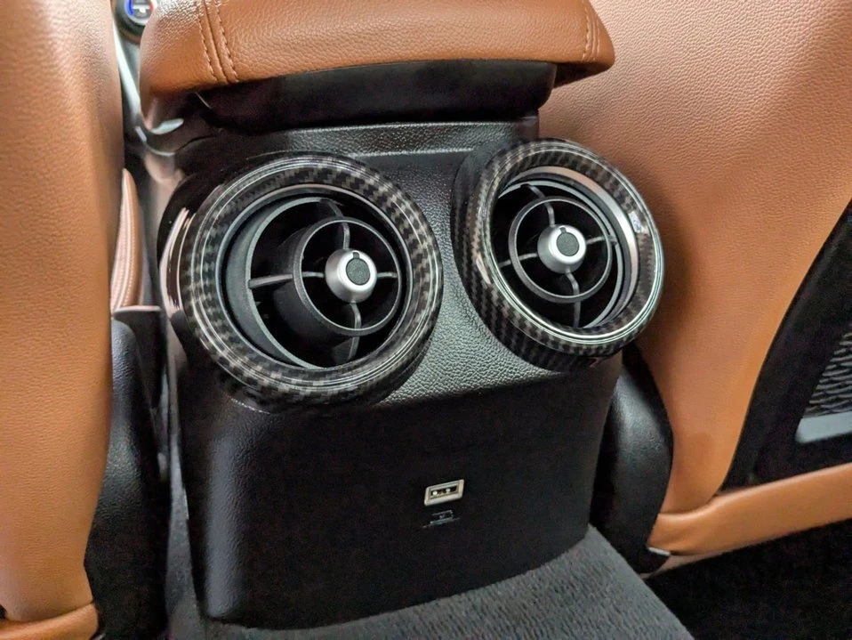 2018 Alfa Romeo Giulia - Image 13 of 20