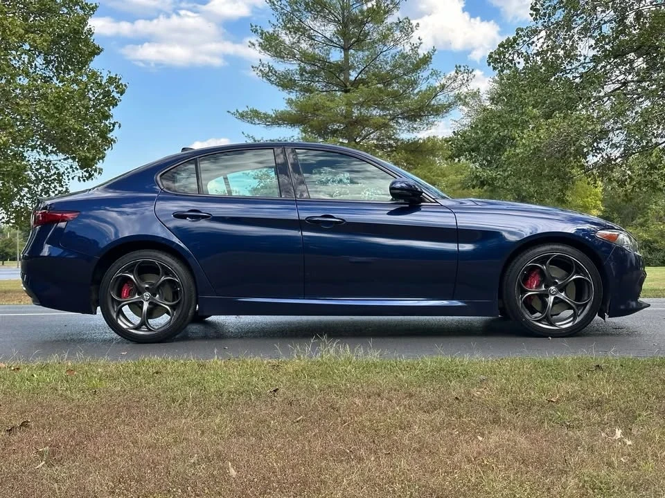 2018 Alfa Romeo Giulia - Image 5 of 19