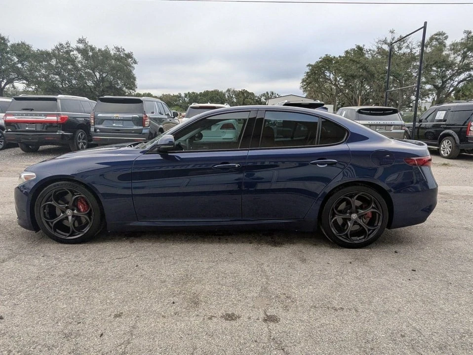 2018 Alfa Romeo Giulia - Image 7 of 20