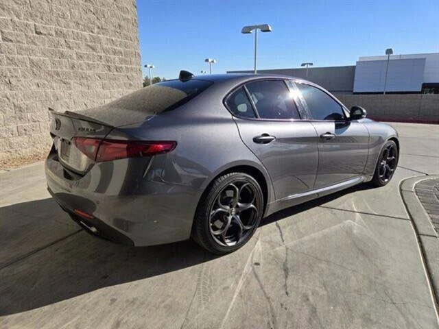 2018 Alfa Romeo Giulia - Image 2 of 8