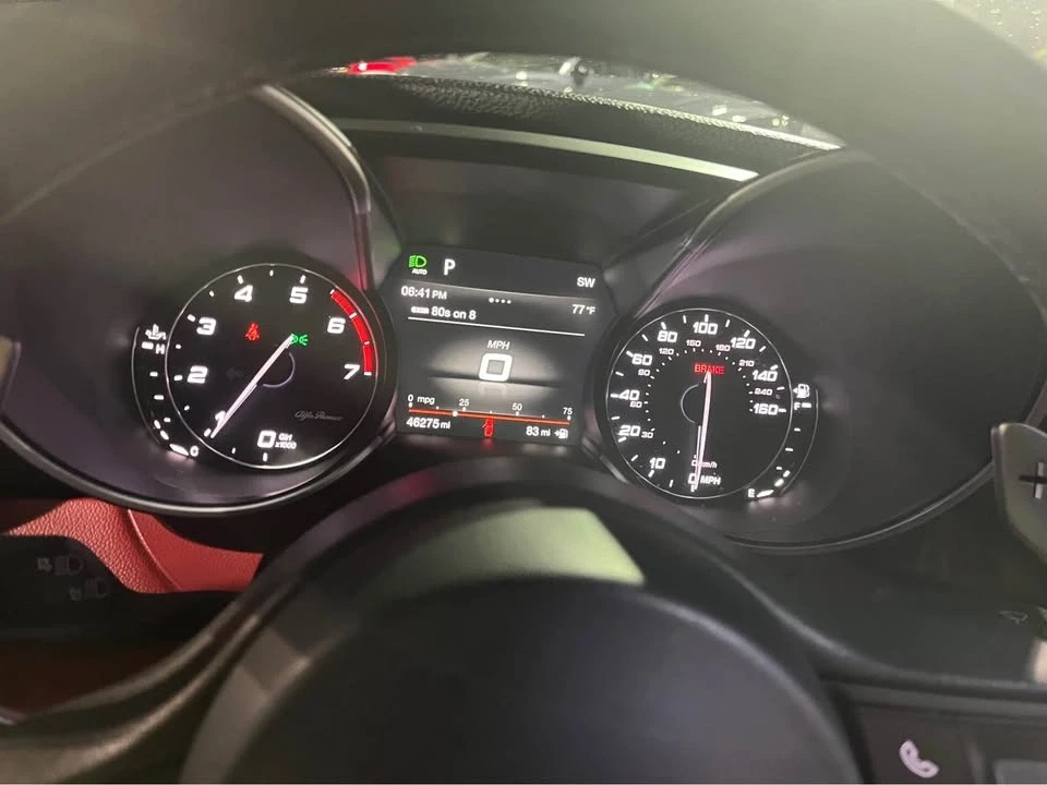2018 Alfa Romeo Giulia - Image 5 of 9