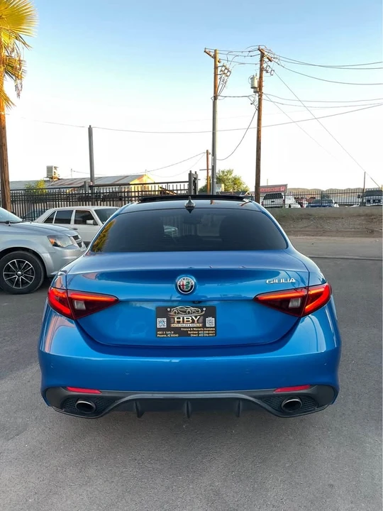 2018 Alfa Romeo Giulia - Image 5 of 16
