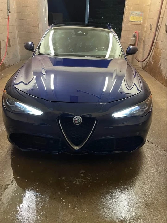 2018 Alfa Romeo Giulia - Image 4 of 18