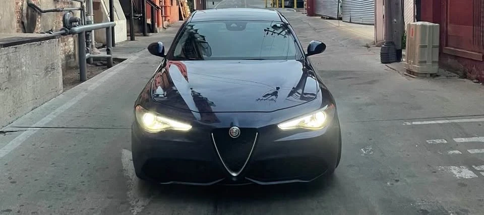 2018 Alfa Romeo Giulia - Image 7 of 15