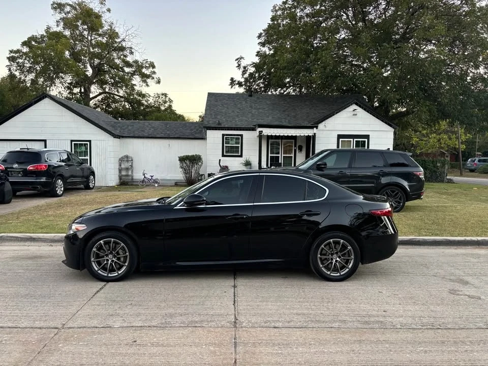 2018 Alfa Romeo Giulia - Image 7 of 15