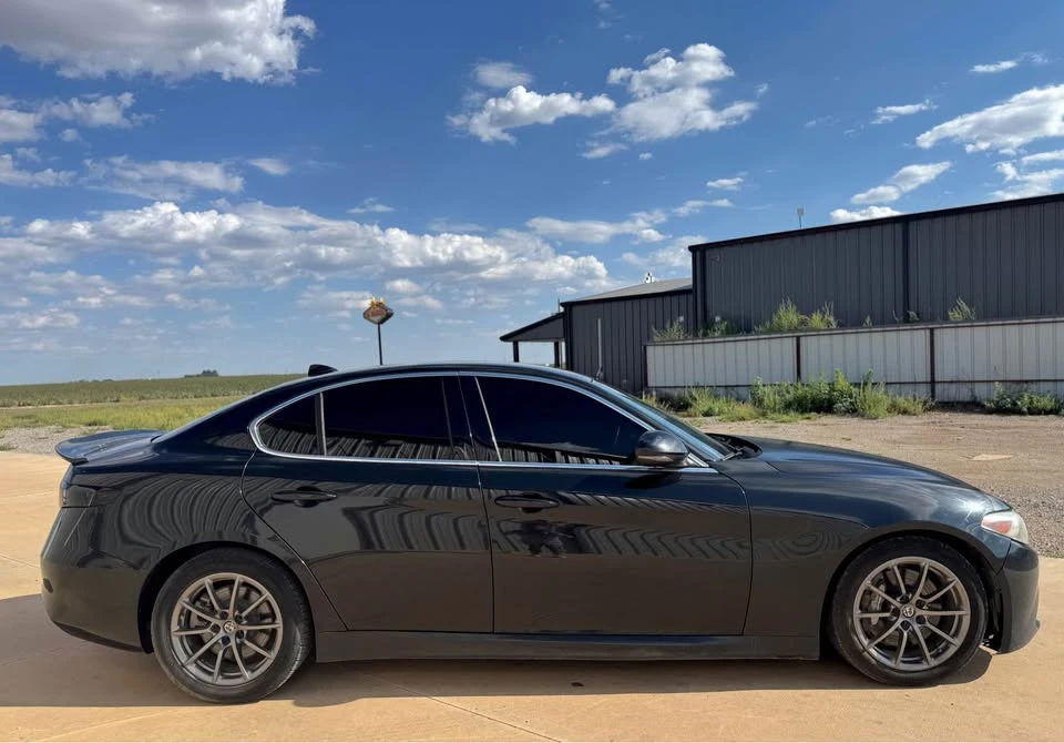 2018 Alfa Romeo Giulia - Image 2 of 15