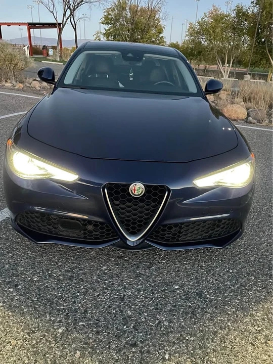 2018 Alfa Romeo Giulia - Image 10 of 12