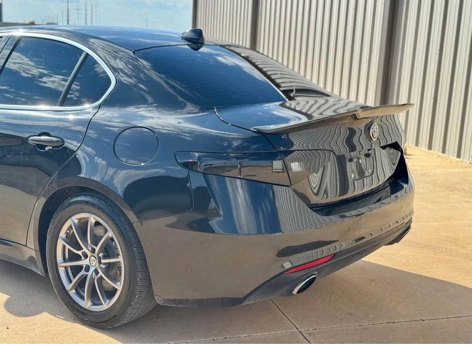 2018 Alfa Romeo Giulia - Image 6 of 15