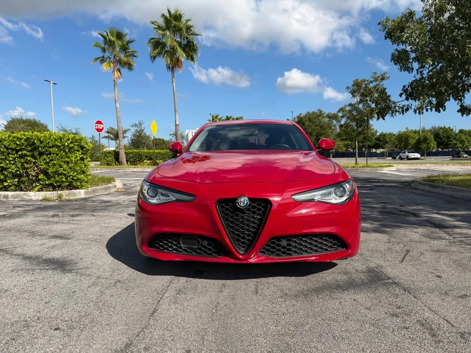 2018 Alfa Romeo Giulia - Image 2 of 13