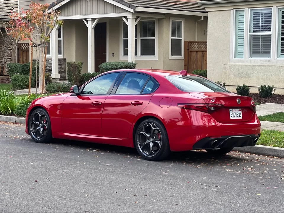 2018 Alfa Romeo Giulia - Image 7 of 18