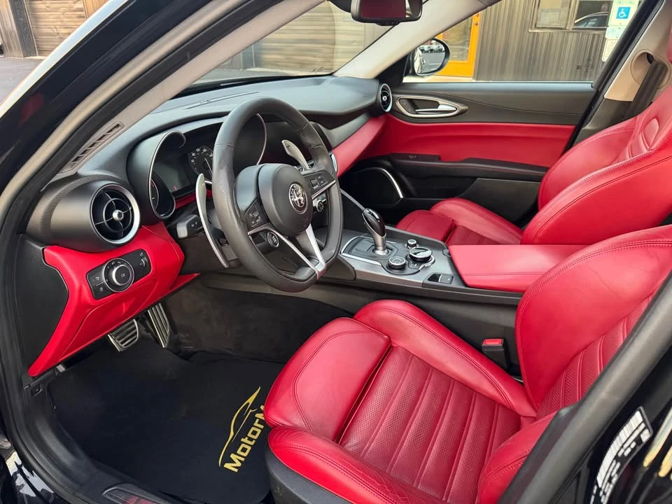 2018 Alfa Romeo Giulia - Image 5 of 7