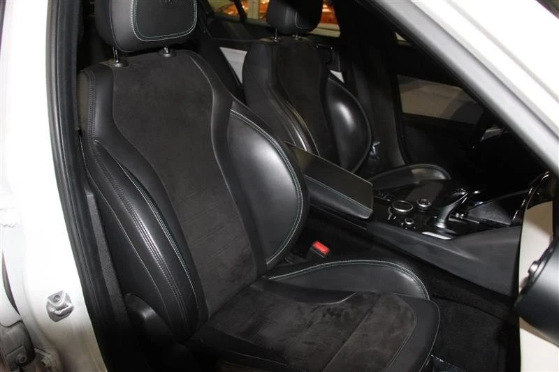2018 Alfa Romeo Giulia - Image 12 of 20