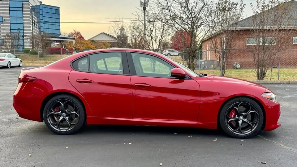 2018 Alfa Romeo Giulia - Image 4 of 19