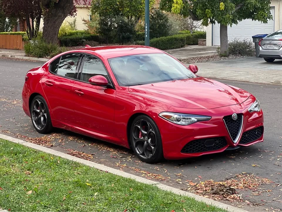 2018 Alfa Romeo Giulia - Image 3 of 18