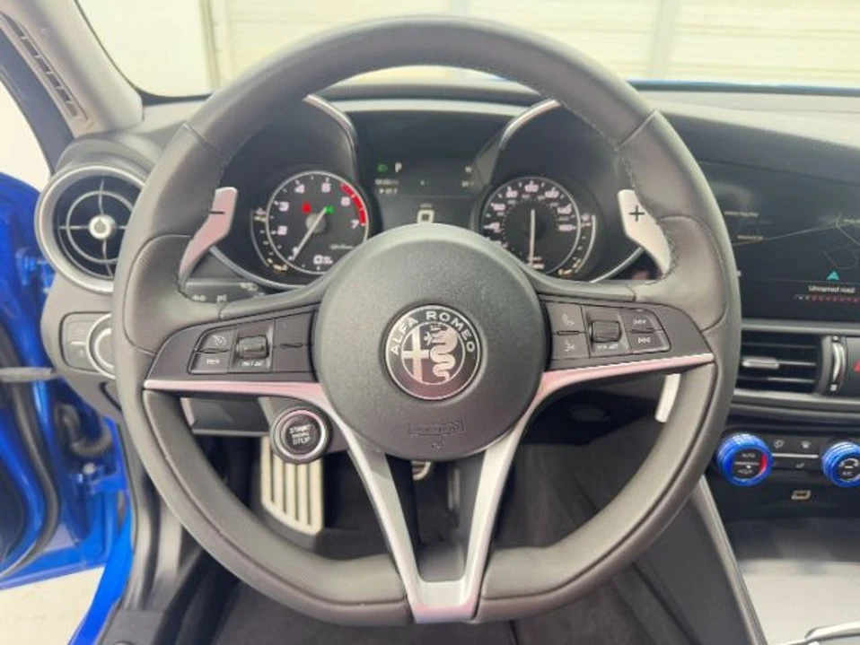 2018 Alfa Romeo Giulia - Image 9 of 20