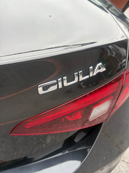 2018 Alfa Romeo Giulia - Image 7 of 7