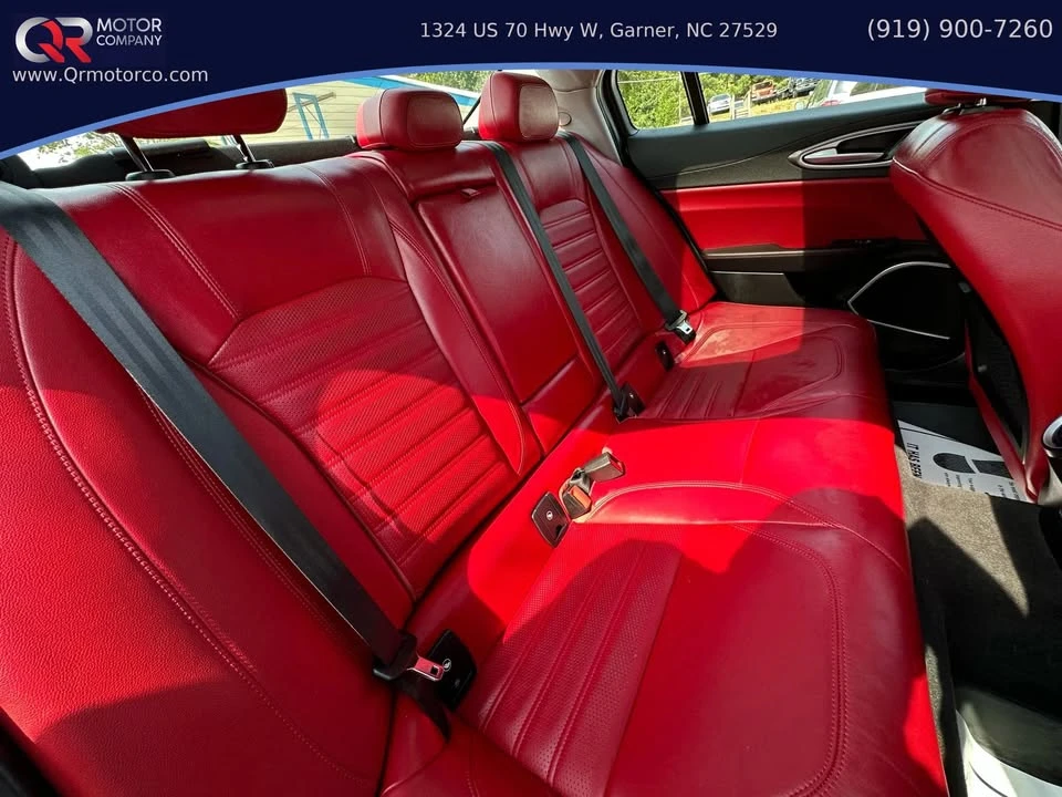 2018 Alfa Romeo Giulia - Image 18 of 19