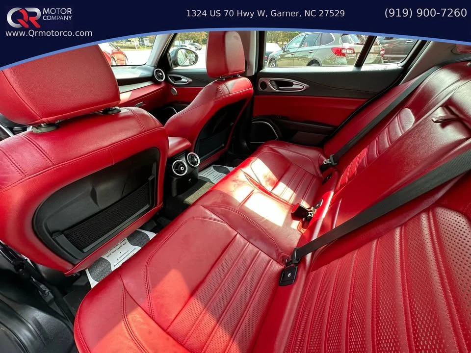 2018 Alfa Romeo Giulia - Image 16 of 19