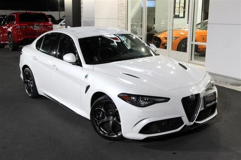 2018 Alfa Romeo Giulia - Image 2 of 17