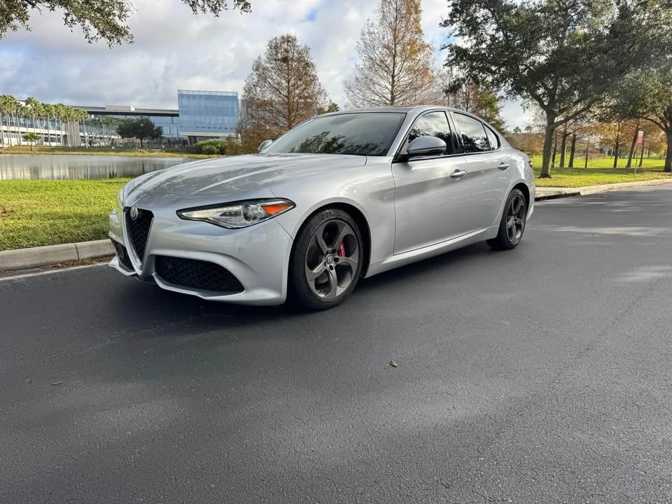 2018 Alfa Romeo Giulia - Image 3 of 10