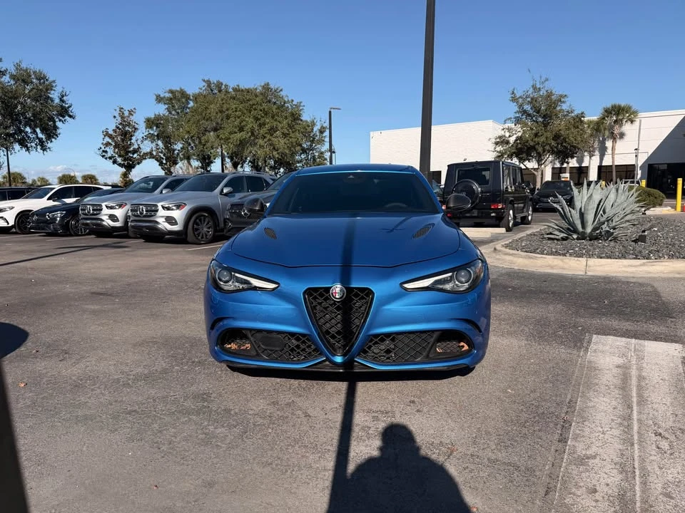 2018 Alfa Romeo Giulia - Image 2 of 17