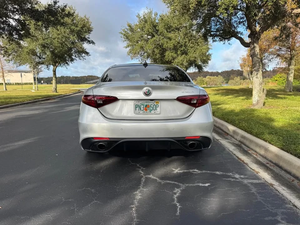 2018 Alfa Romeo Giulia - Image 10 of 10