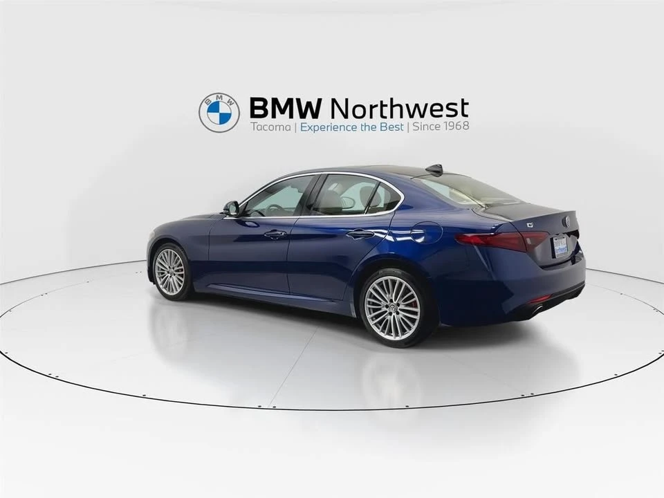 2018 Alfa Romeo Giulia - Image 12 of 20