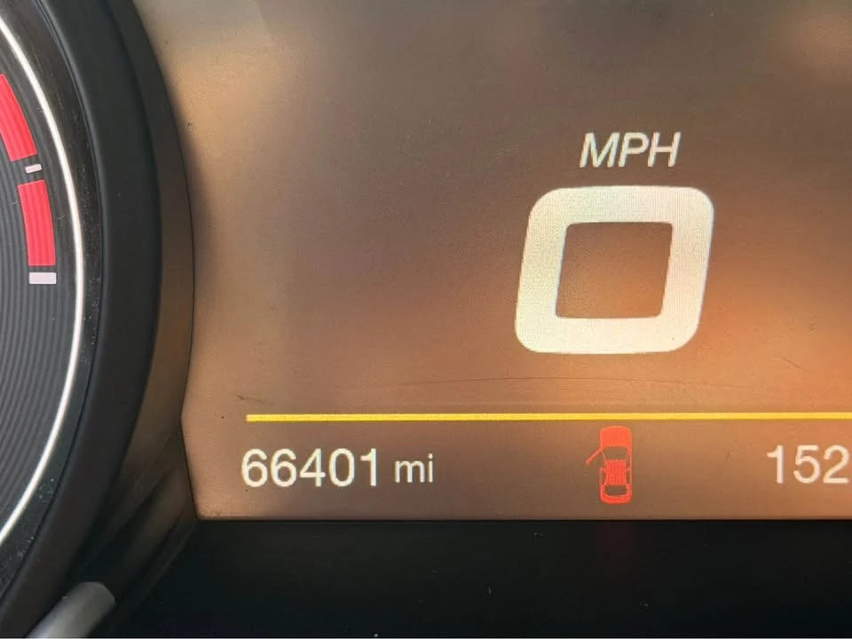 2018 Alfa Romeo Giulia - Image 12 of 17